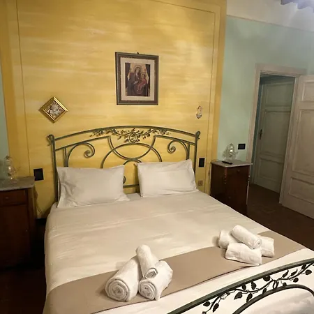 La Casa Nel *